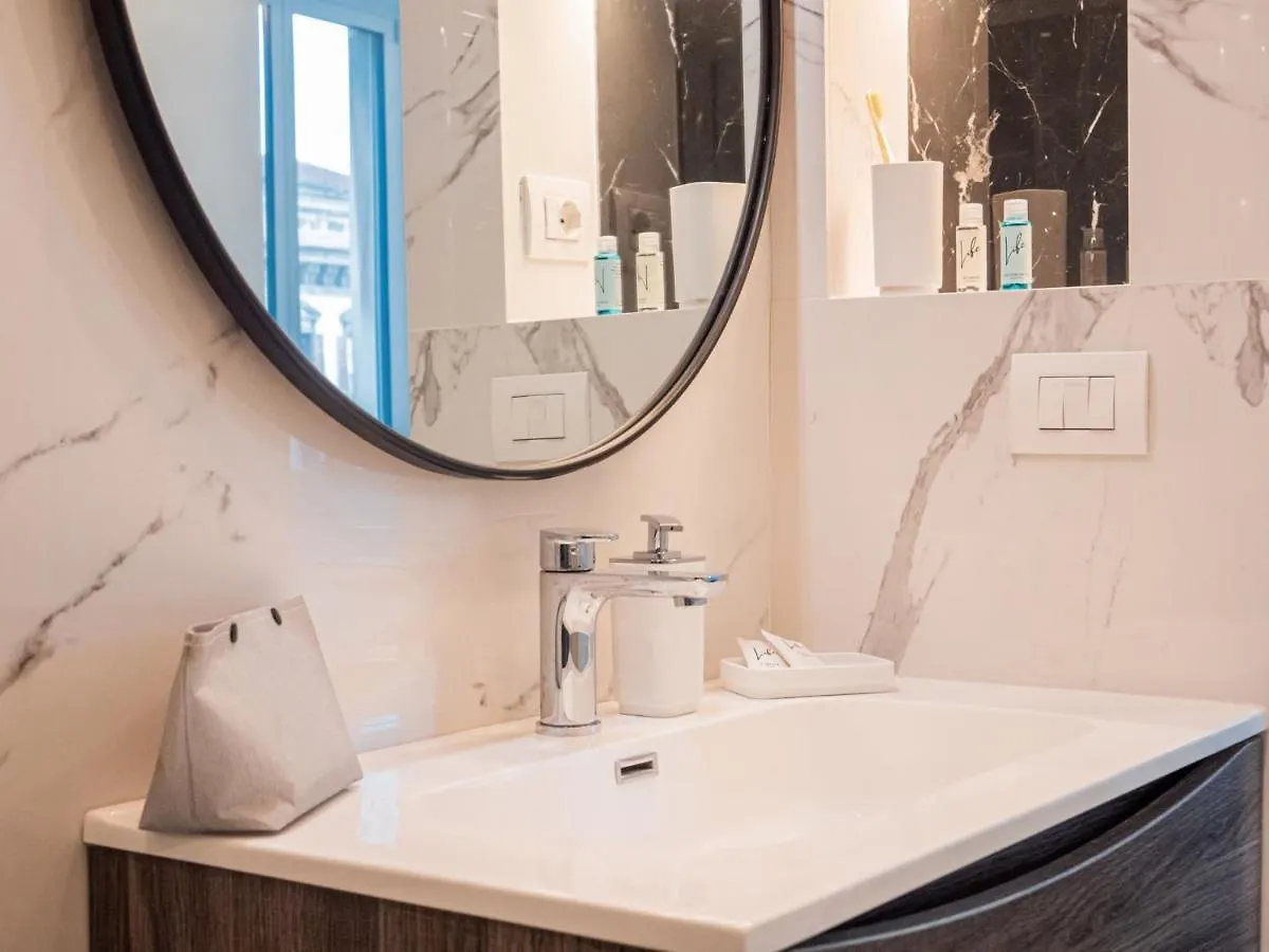 The Best Rent - Duomo deluxe two-bedroom apartment Milano