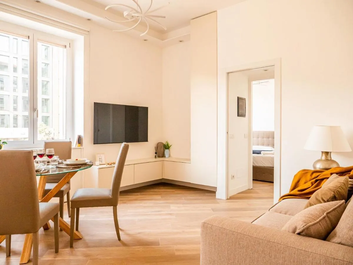 The Best Rent Milano Lägenhet